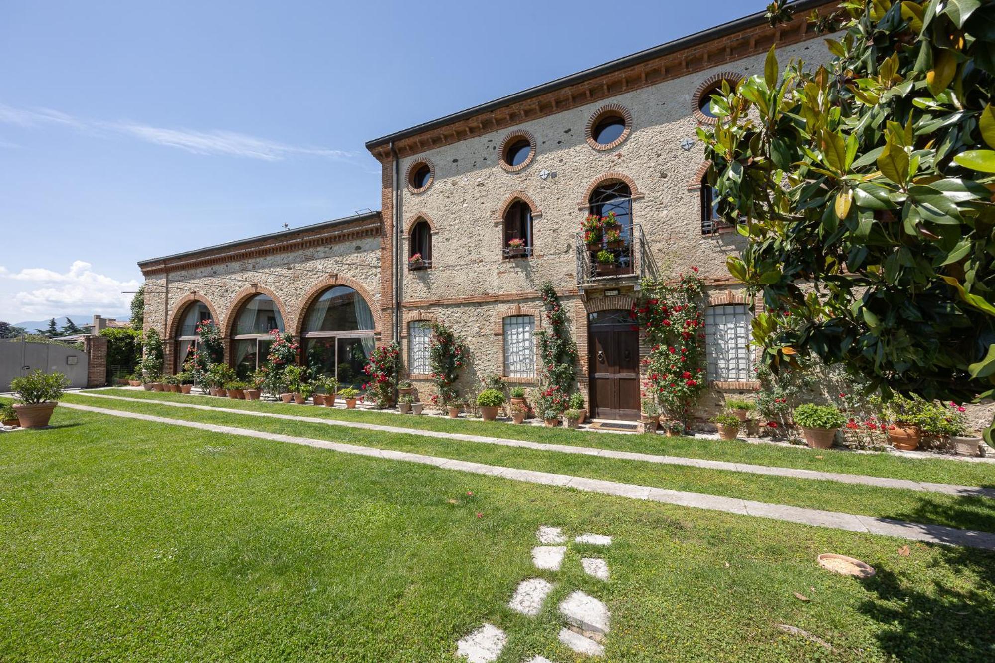 Locanda La Corte Dei Galli Carre Dış mekan fotoğraf