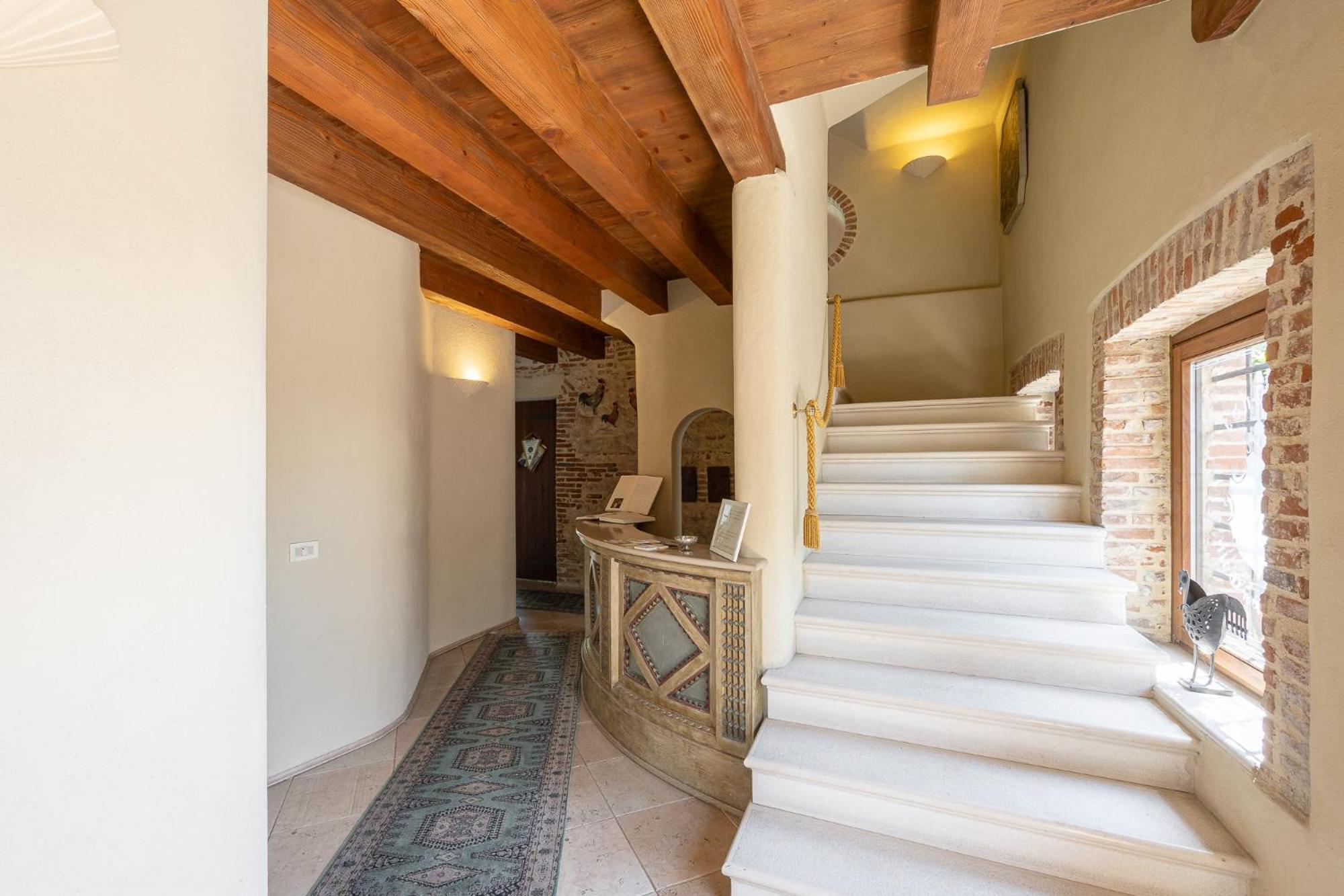 Locanda La Corte Dei Galli Carre Dış mekan fotoğraf